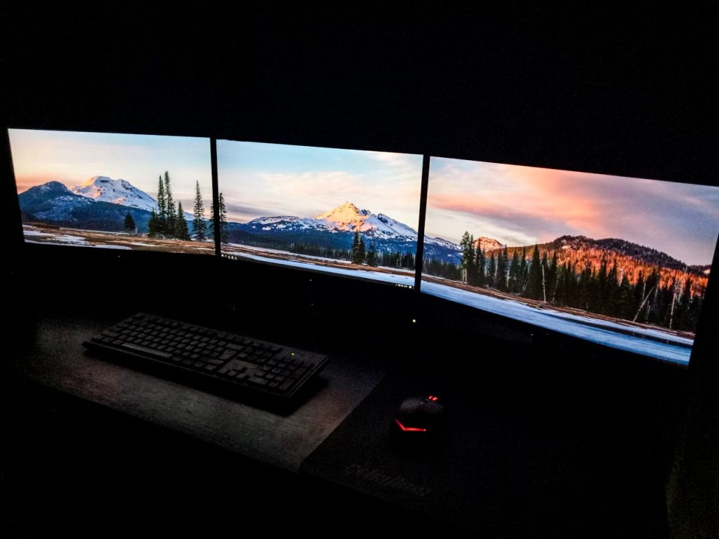 Empty monitors without any shortcuts